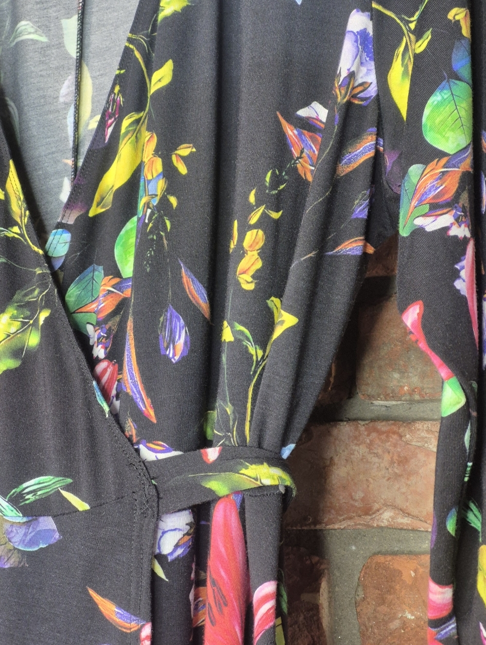 Blue Sky Bamboo Wrap Dress Floral Black Midi Medium Soft Stretch - Picture 3 of 6
